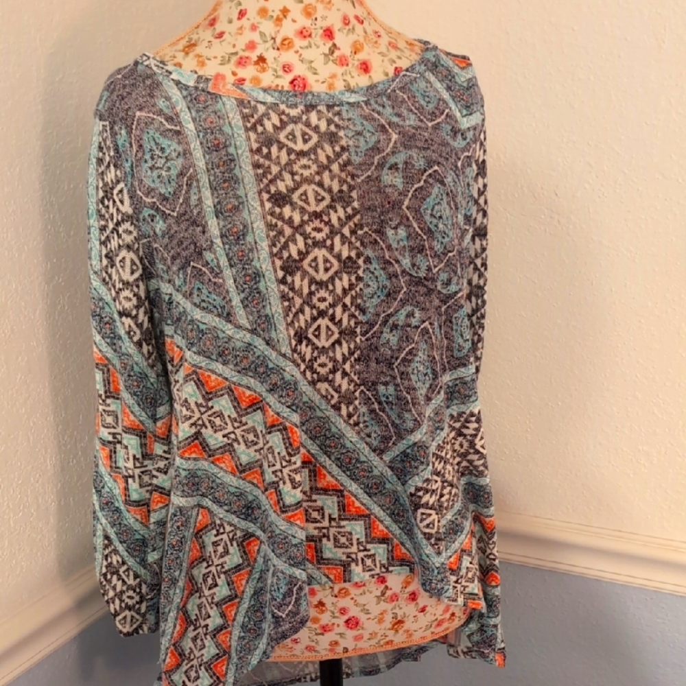 Women's Aztec Tribal Patterned Top Open/Lace/Fringe Back - L